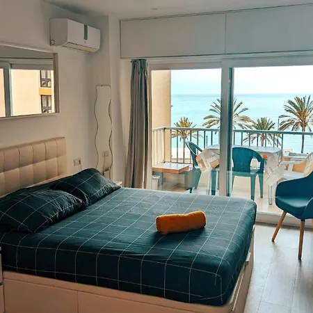 Comfortable In With Sea Views Apartment