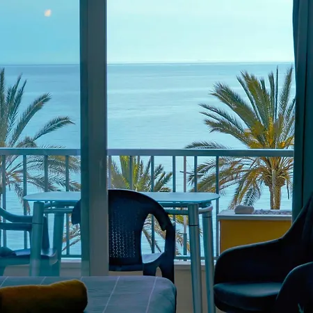 Comfortable In With Sea Views *